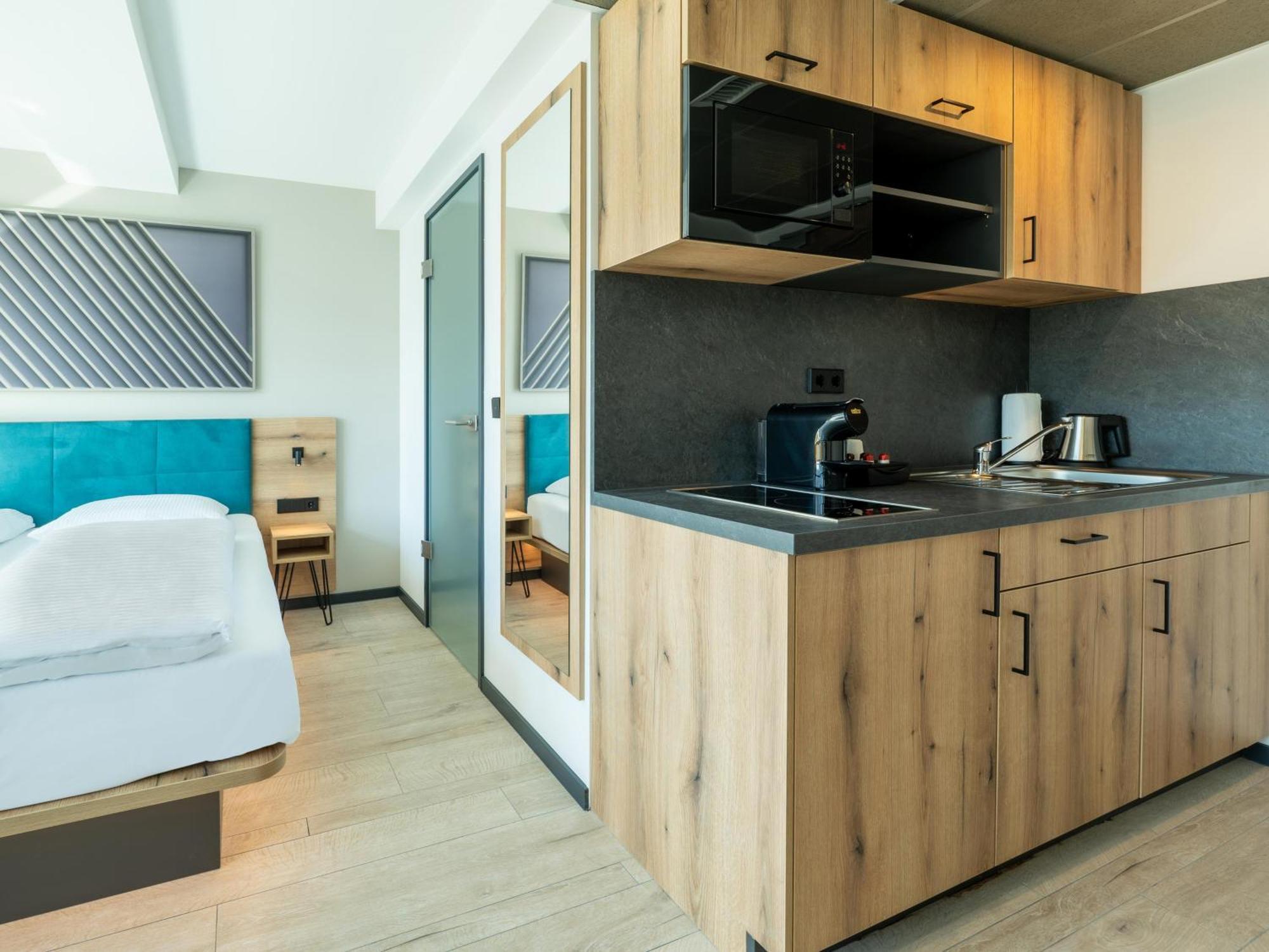 B&B Hotel Albstadt-Hbf 外观 照片