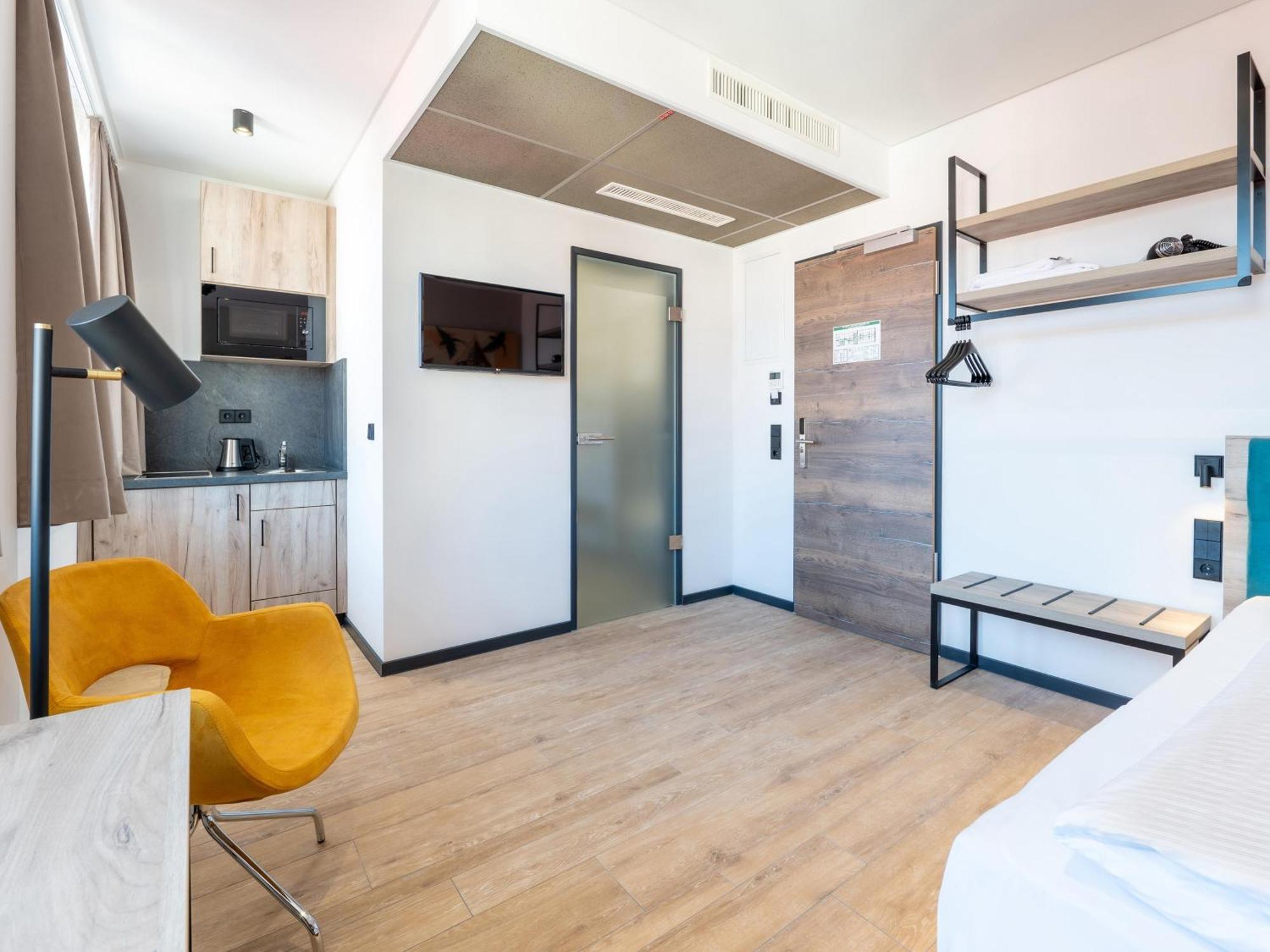 B&B Hotel Albstadt-Hbf 外观 照片